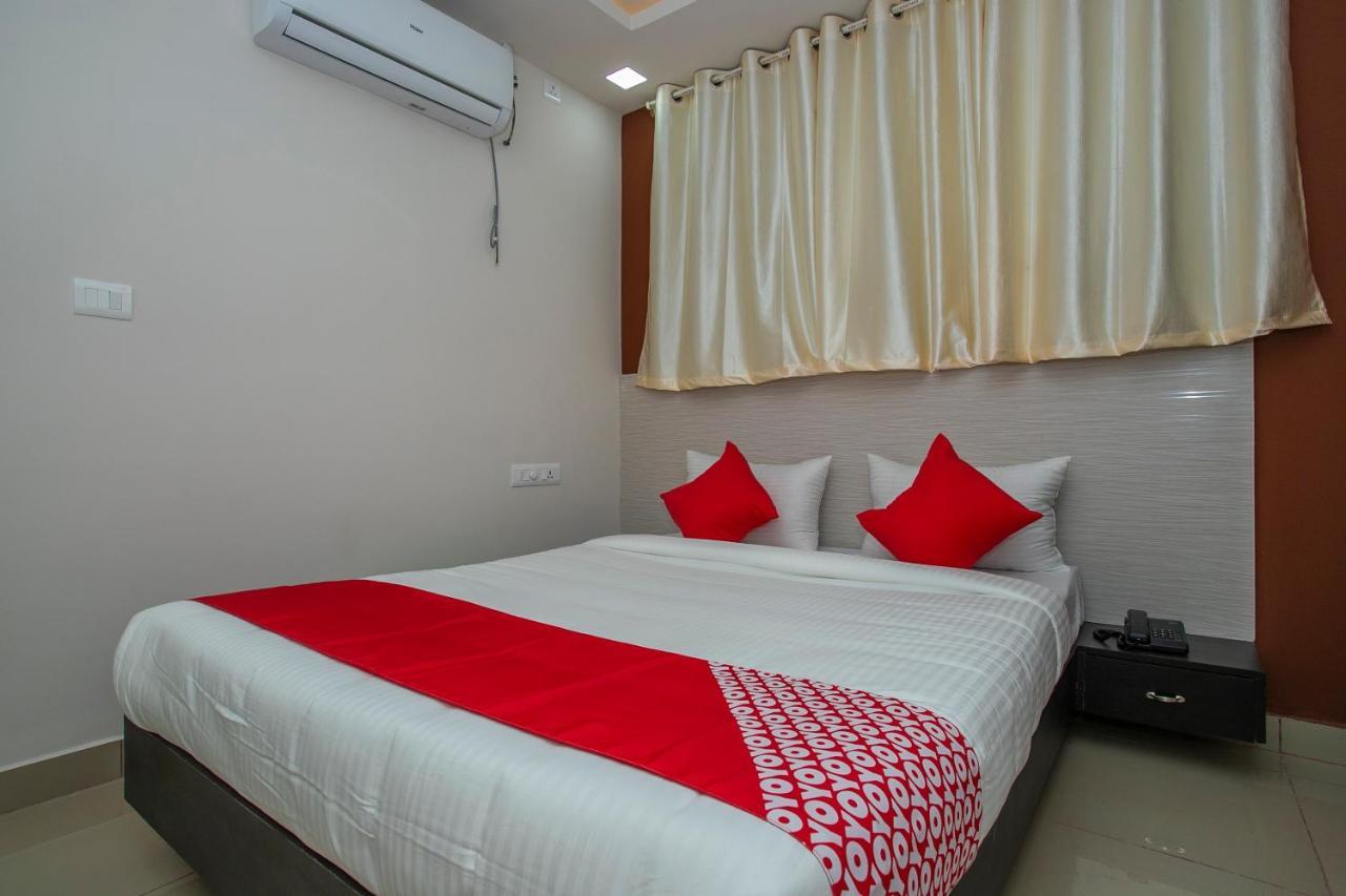 Hotel O Varcity Phi Premium Pavilion ,Above Hdfc Bank ,Near Anjaneya Temple Madiwala, Hosur Main R Bangalore Exterior photo